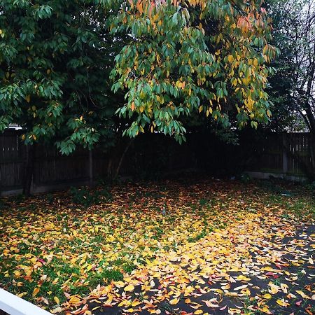 Nice Residential Within Easy Reach Of Town Manchester Esterno foto