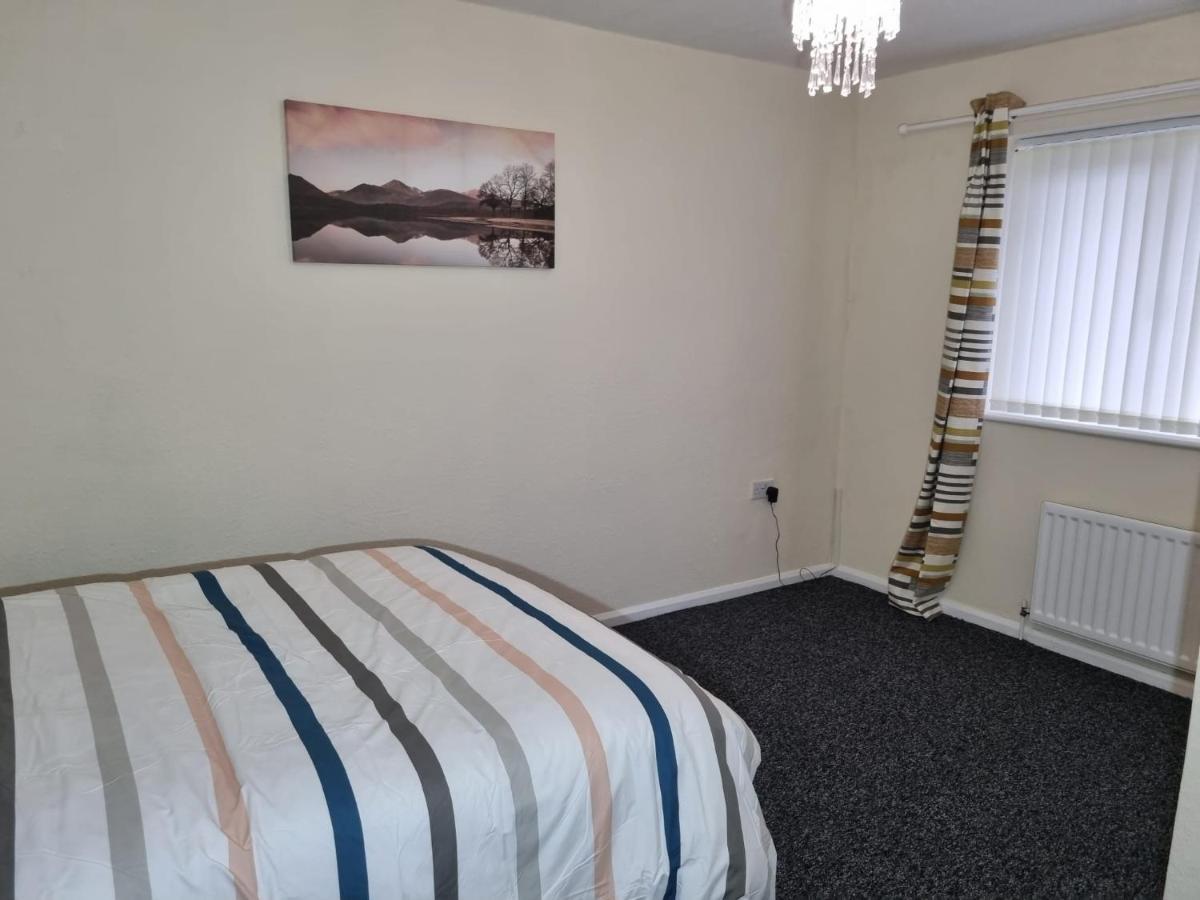 Nice Residential Within Easy Reach Of Town Manchester Esterno foto