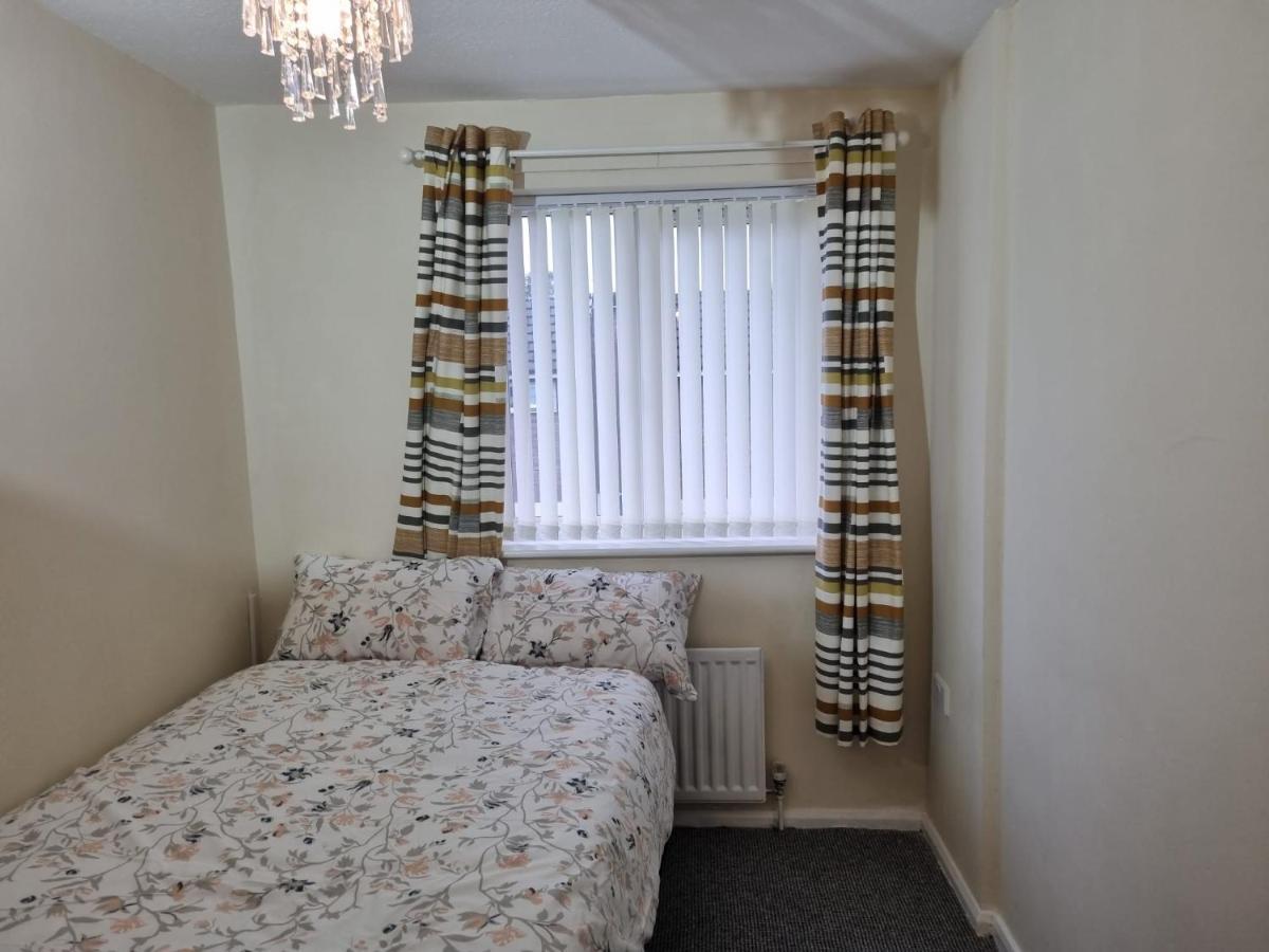 Nice Residential Within Easy Reach Of Town Manchester Esterno foto